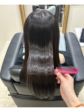 フィー 北千住店(fee) ［ＹＵＩstyle.］うる艶美髪×ナチュラルブラウン