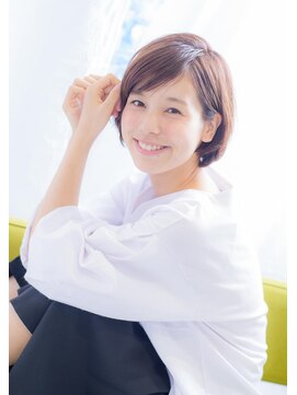 ネオリーブアーチ 武蔵小山店(Neolive arch) 大人可愛い耳かけショートボブ