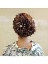 五番街&nbsp;【五番街】凛とした艶感アップスタイル☆