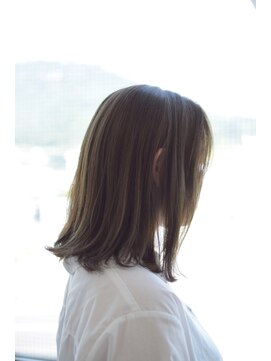 ヘアアンドメイク ムーア(Muuua) オーシャンアッシュ