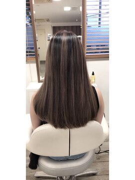 シータ ふじみ野(THETA) 艶セミロング【シータふじみ野】