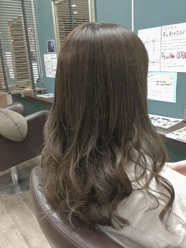 ヘアースタジオココルッチ(hair studio CoCo-Rucchi) オリーブアッシュ