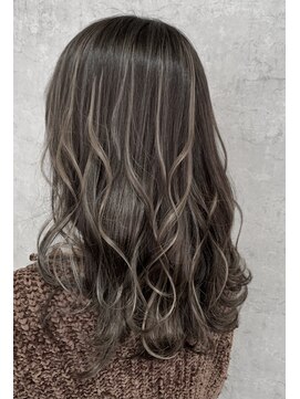 トレース 西尾店(TRACE) 【TRACE西尾店】ミルクティーグレージュハイライト☆