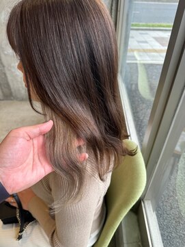 シー(THEE) インナーカラーホワイトベージュ/韓国ヘア/髪質改善オージュア