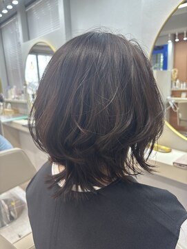 アオ 花咲町(a-o) 大人フェミニン♪レイヤーカット