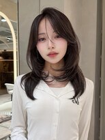 ロンドリメゾン 原宿(Lond re Maison.) グレージュブラウン/ミディアムレイヤー/韓国巻き/顔周りカット
