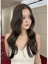 ウォーレントリコミニューヨーク ハービスエント大阪梅田店(WARREN TRICOMI NEW YORK)&nbsp;韓国風くびれロング×艶ブラウン