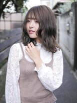 リコモ(Likkle More) ゆるウェットグレージュカール