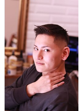 イーストサイドバーバーショップ(EAST SIDE BARBER SHOP) スキンフェードスタイル