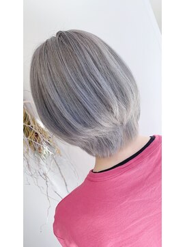 ホワイト(WHITE) ホワイトカラー