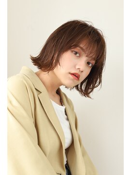 エクリフルール(equri fleur) 【イルミナカラー】春夏切りっぱなし外ハネボブ