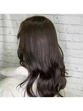 アパルトメント ジェシカ(l'appartement de Jessica) 周りと差がつくバイオレットアッシュ