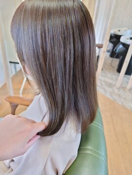 ニージ(Ni-ji) さらつやヘアー