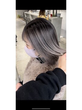 アポロ 横浜駅店(apollo) ハイライトバレイヤージュダブルカラーミルクティーベージュ