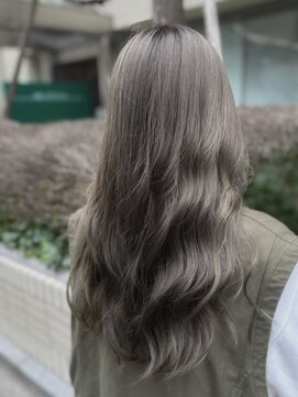 ビランチェ 池袋(bilancia) カーキグレージュ/オリーブベージュ/池袋/アッシュカラー