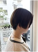 切りっぱなしショート　前髪なし