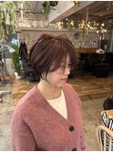 大人ピンク白髪ぼかし×ショートスタイル