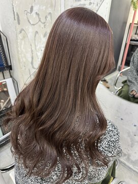 サル(saru) #レイヤーカット × #ラベンダーベージュ