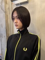 ドロシー(dorothy) タイトなブラントボブ