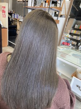 ルッテ(HAIR MAKE Lutte)の写真/オリジナルの熱で加工しない髪質改善メニュー☆カットと組み合わせて小顔ヘアに♪自然なストレートへ。