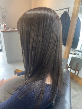 アイビーユー(ivy.u) オリーブアッシュカラー