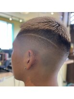 エルエー 近江八幡店(L.A)&nbsp;店長【椛島】ラインで魅せるフェード×ハイトーンボウズ