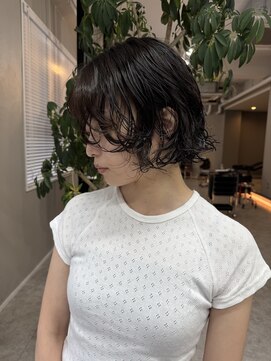 ダイアモンドリリーキートス(Diamond Lily kiitos) 黒髪カタログ/クラゲヘアー/オリーブグレー/一宮/レイヤーカット