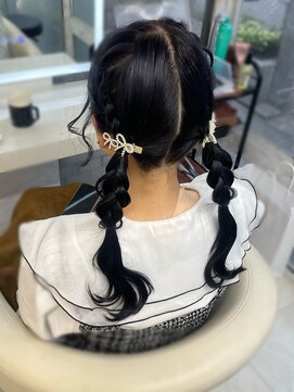 アイトーキョーエス 渋谷(AI TOKYO S) あみおろし/編みおろし/ツインテール/ツイン/サイドポニーテール