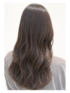 カウチ ヘアー ドレッシング(COUCH Hair Dressing) 春も人気♪大人女性におすすめハイライトカラー