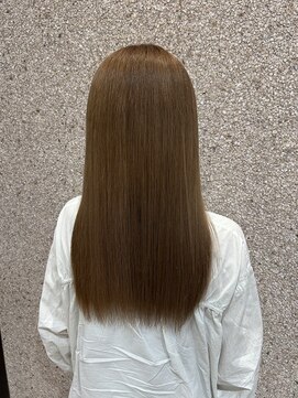 ベルフェミンミエル 透明感溢れるブリーチありカラー