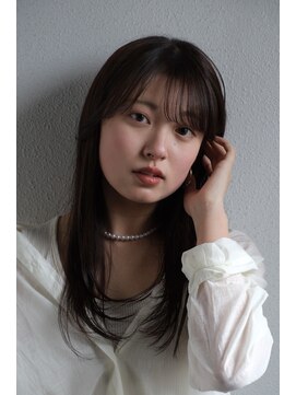 スリー スタンド(THREE STAND) 大人可愛い顔周りレイヤースタイル