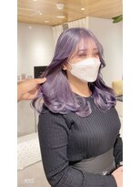 フリーク(FLEEK)&nbsp;ラベンダーアッシュ　ブリーチ2回　高瀬雅人