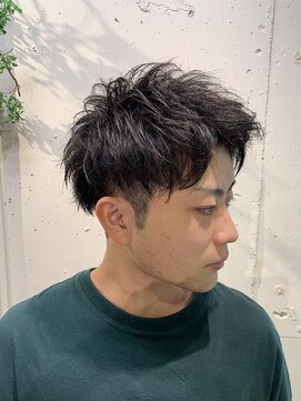 エル(EL by green) MITSU】ワイルドアップバング×ツーブロック×ショートレイヤー