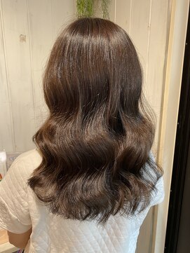 ネクストハラジュク(NEXT HARAJUKU) メルティーカラーフェミニンロング似合わせカット[原宿/表参道]