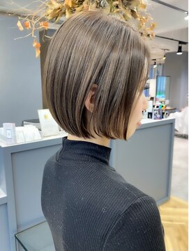 ジアン バイ ミルボン NU茶屋町+(GIEN by milbon) シアーグレージュミニボブぱっつんボブハイライト