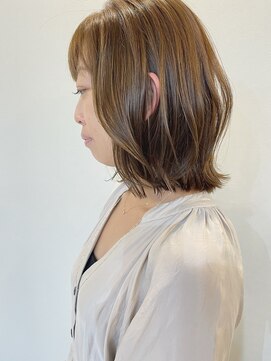リンクス トウキョウ(LINKS TOKYO) 小顔外ハネ切りっぱなしボブ20代30代40代くびれレイヤー韓国ヘア