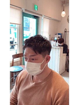 アミーコ(Amico) 刈り上げショートアップバングビジカジ束感流行モテる