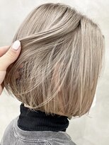 ソーコ 渋谷(SOCO)&nbsp;ワンレンボブミルクティーベージュグレージュハイライト