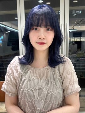 ガーデンヨコハマ(GARDEN YOKOHAMA) ブルージュ ハイトーン ブリーチ 韓国風 カール セミディ 寒色