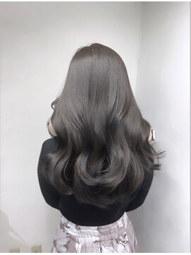ロンド 岐阜(Rondo) アッシュグレー×レイヤーカット