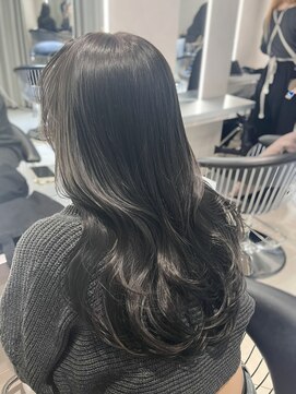 ユーフォリア 池袋東口駅前店(Euphoria) 【Euphoria MITSUKI】レイヤーカット×透明感暗めダークグレー