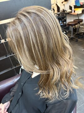 テーラヘアー 妙典店(TELAHAIR) 白髪ぼかしのハイライト【TELAHAIR妙典】