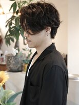 ウィム(wim)&nbsp;『シャドウパーマ』センターパートパーマ/メンズ大人パーマ