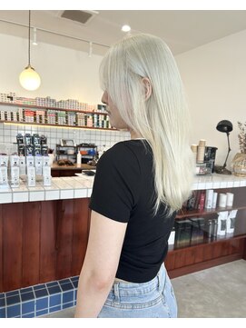 ライフイズ プレジャー 磐田中泉店(Life is… PLEASURE) ホワイトベージュ