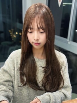 レイヤー 顔周りカット ココアブラウン 透明感カラー 10代20代