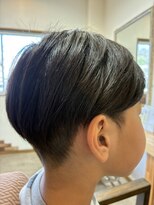 王様のイス&nbsp;キッズカット　ツーブロックショート