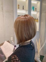 ロエ(loe)&nbsp;小顔効果抜群！大人の前下がりボブ！