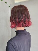テトヘアー(teto hair) 暖色カラー　赤ピンク　ボブ　くせ毛　切りっぱなし　毛先カラー