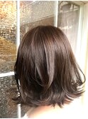 外ハネスタイル