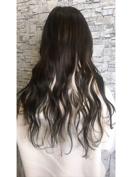 ルイス(L'wis) シールエクステで作る！インナーカラー【L'wis 乙津茜】